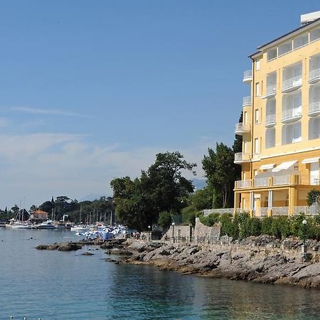 Remisens Premium Villa Ambasador Opatija Bagian luar foto